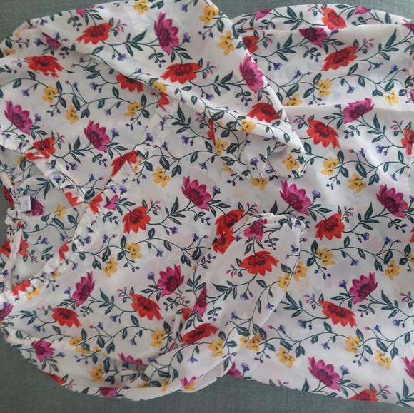 Blouse - Picture 3 of 3